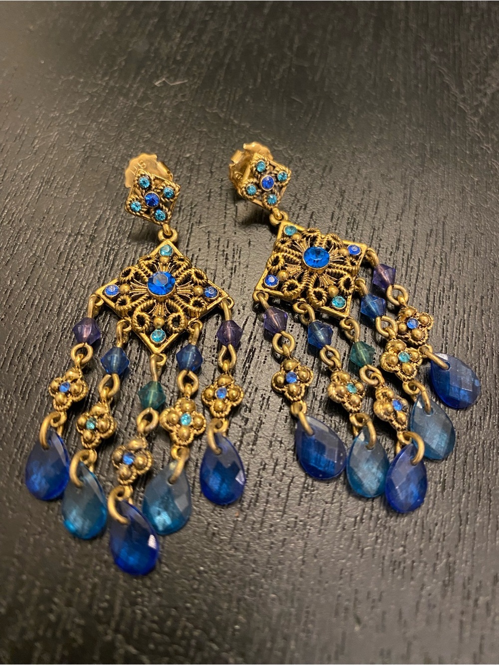 Avon Royal Briolette Drop Pierced Earrings